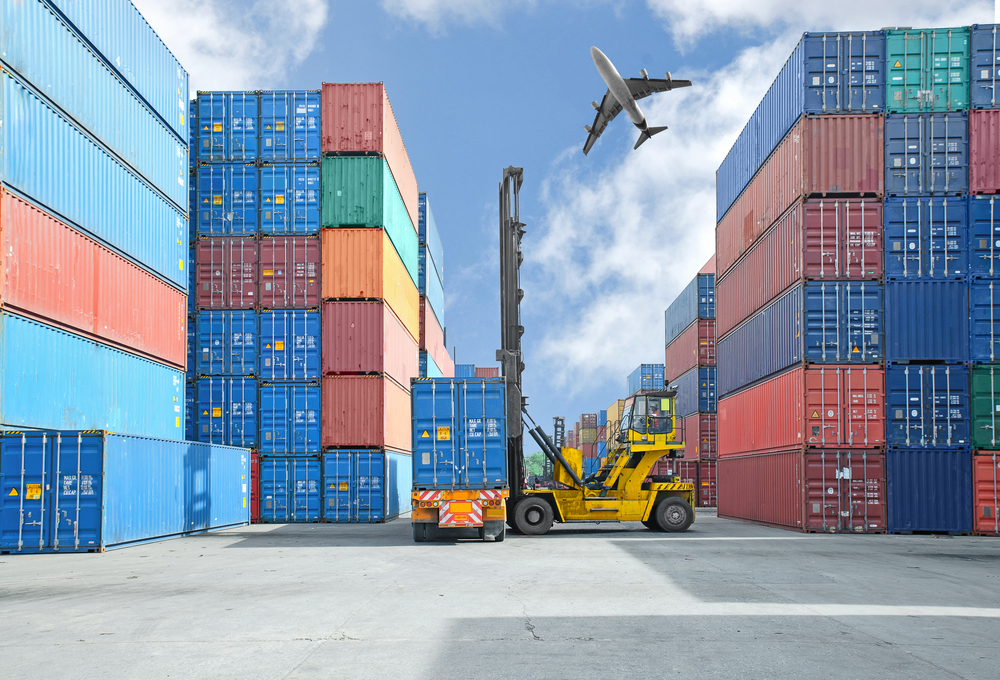 Lựa chọn dịch vụ viết thuê khóa luận xuất nhập khẩu để tiết kiệm thời gian