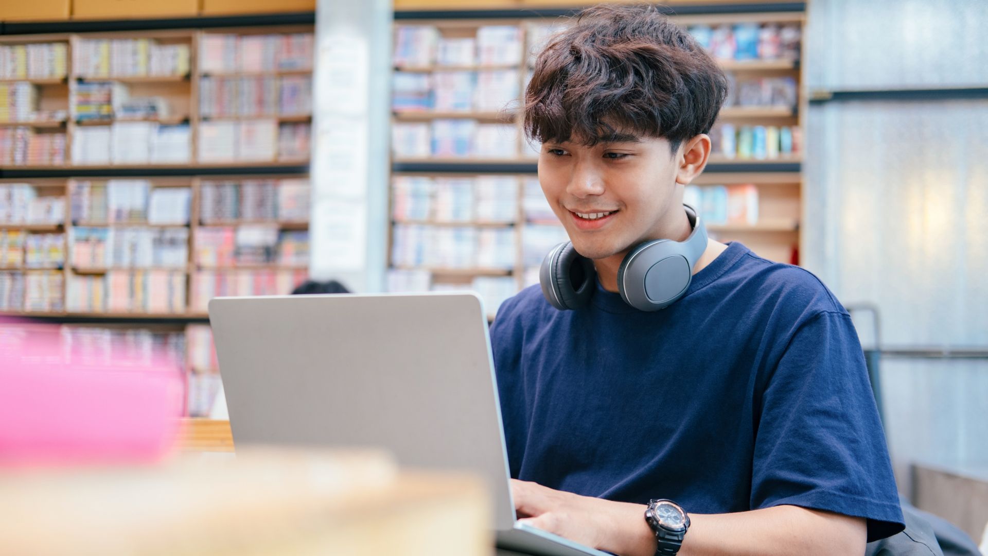 Điều kiện làm khóa luận tốt nghiệp